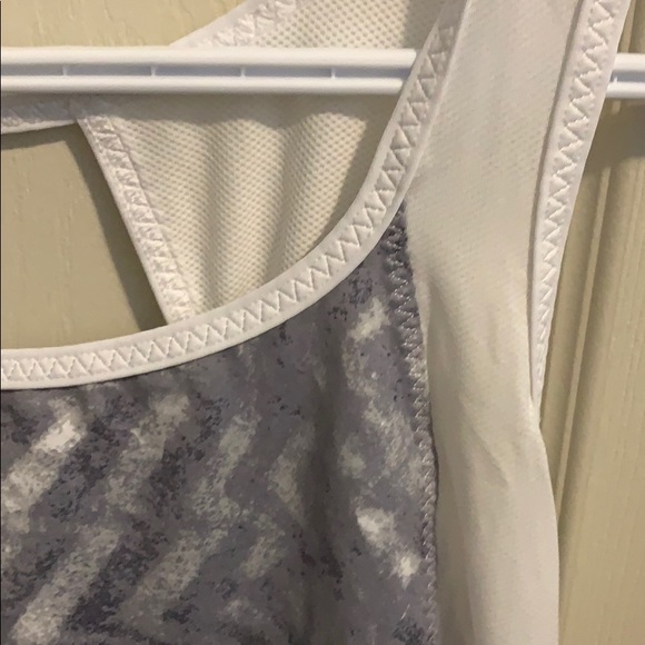 Lululemon Top - Picture 2 of 6